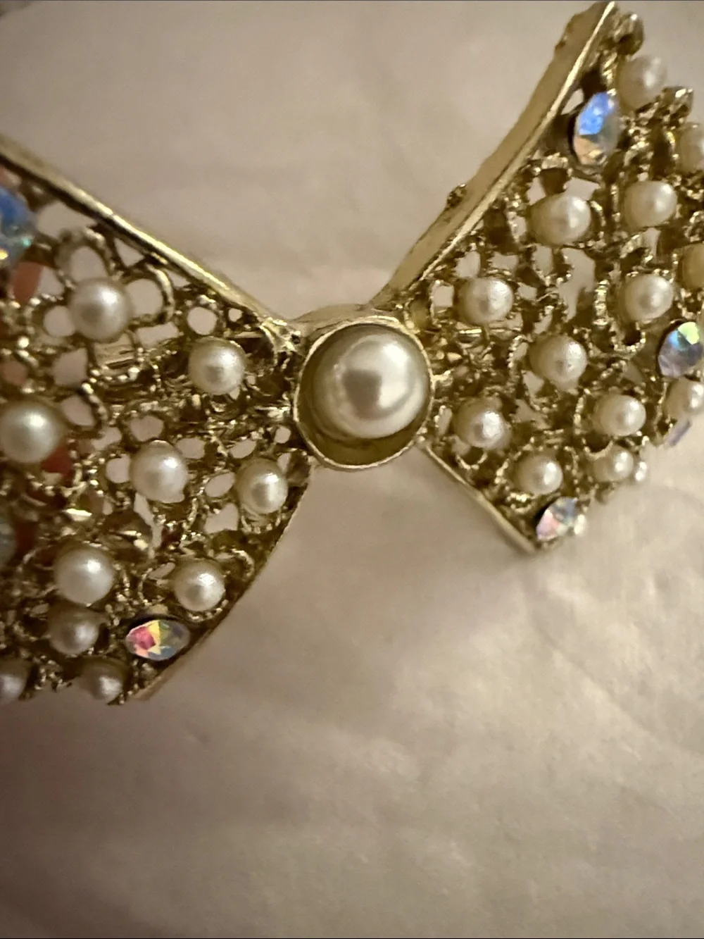 N/A brooch bundle